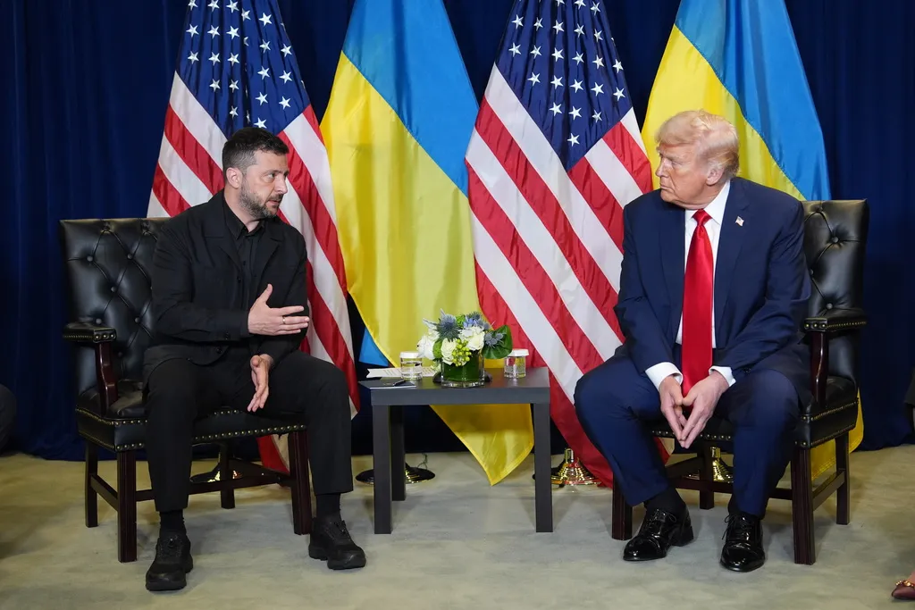 President Donald Trump meets with Ukrainian President Volodymyr Zelensky during the United Nations General Assembly, Tuesday, Sept. 23, 2025, in New York. (AP Photo/Evan Vucci)