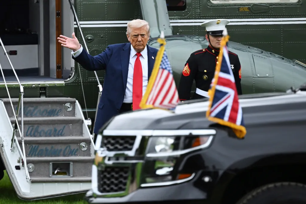 President Donald Trump arrives by helicopter at Chequers, near Aylesbury, England, Thursday, Sept. 18, 2025.