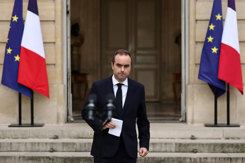 French outgoing Prime Minister Sebastien Lecornu, who resigned just a day after naming his government, arrives to deliver his statement at the Hotel Matignon in Paris, Monday, Oct. 6, 2025. (Stephane Mahe/Pool via AP)
