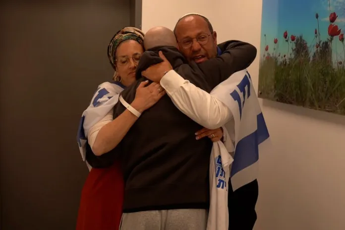 Eitan Mor with his family 