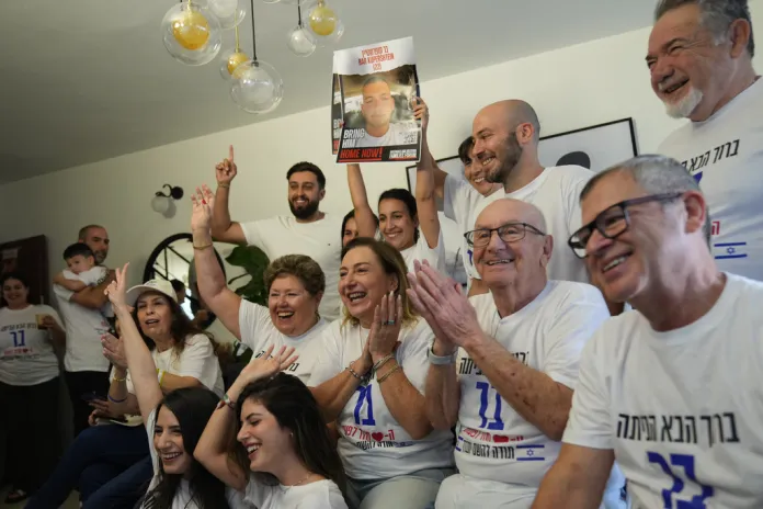 Family and friends of Bar Kupershtein