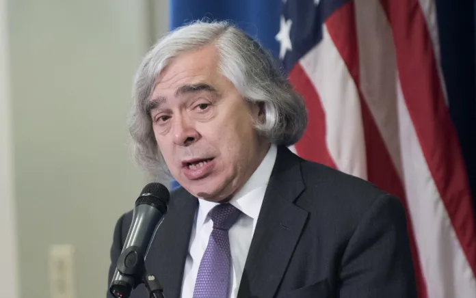 The agency's fiscal 2017 budget request drives up programming funds to reduce the cost of solar and wind energy by 30 percent, while cutting money for coal, oil and natural gas programs by 5 percent said Energy Secretary Ernest Moniz. (AP Photo)