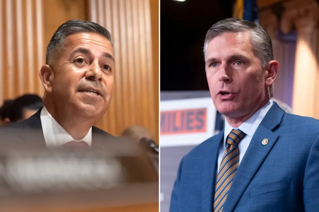 From l-r: Sens. Ben Ray Lujan (D-NM) and Martin Heinrich (D-NM).