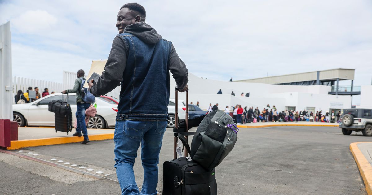 DHS Delivers Bad News for 300,000 Haitians in the US: ‘It’s Closing Time’