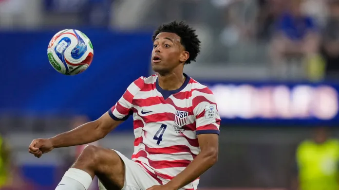 United States' Tyler Adams (4) eyes the ball during the World Cup Group D soccer match between the United States and Paraguay in Inglewood, Calif., near Los Angeles, Friday, June 12, 2026.