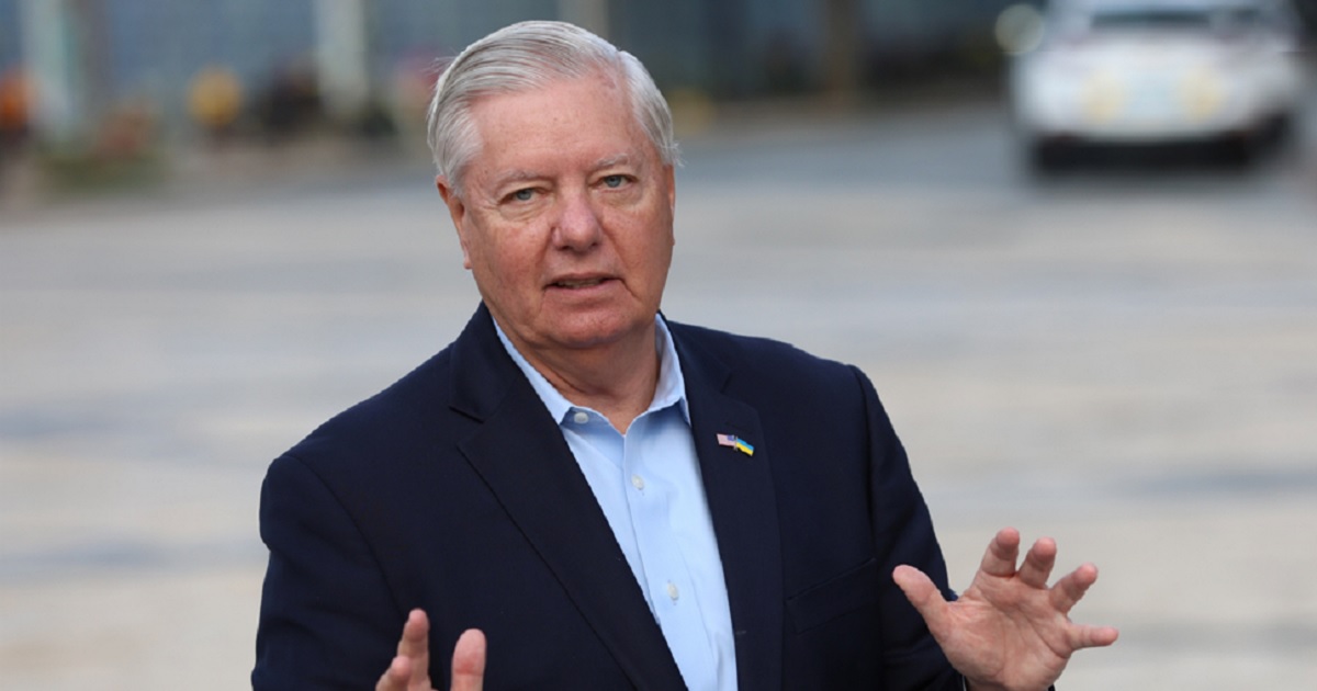 ‘Have You Called 911?’ Tommy Tubberville Shares Details on Lindsey Graham’s Tragic Final Moments