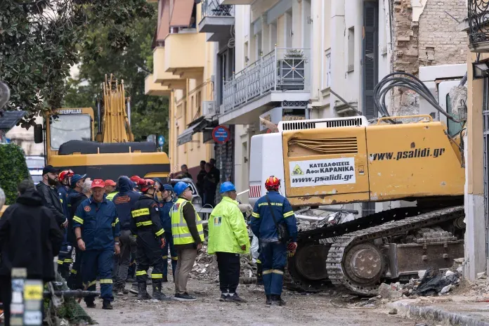 four-americans-dead-after-building-collapses-near-the-acropolis-in-athens.webp